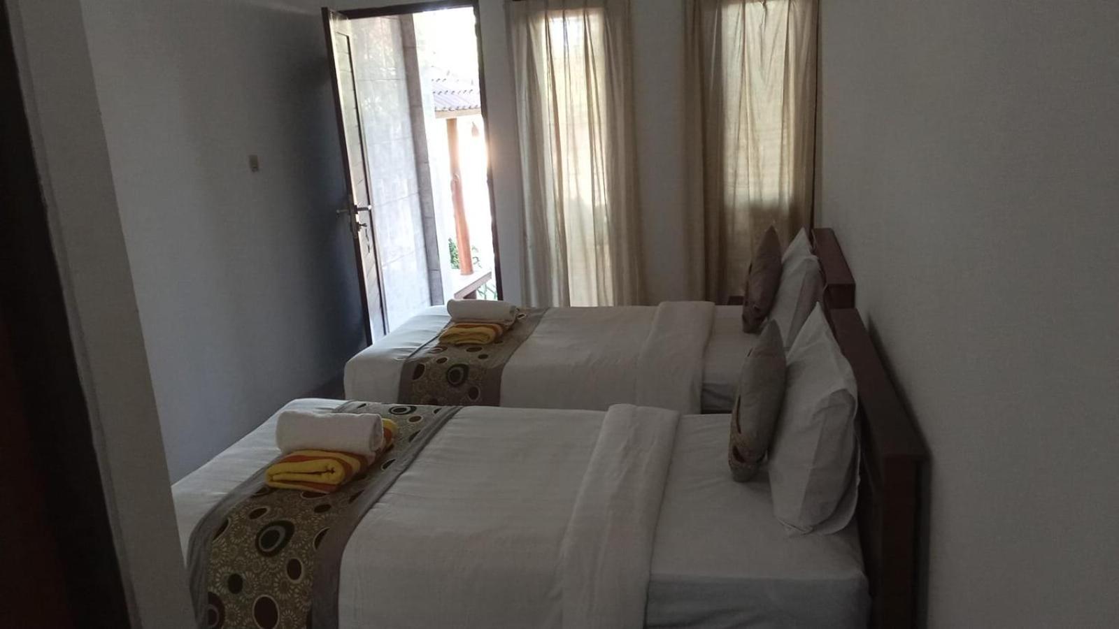 Reynold Artha Guest House นูซาเลมโบงัน ภายนอก รูปภาพ
