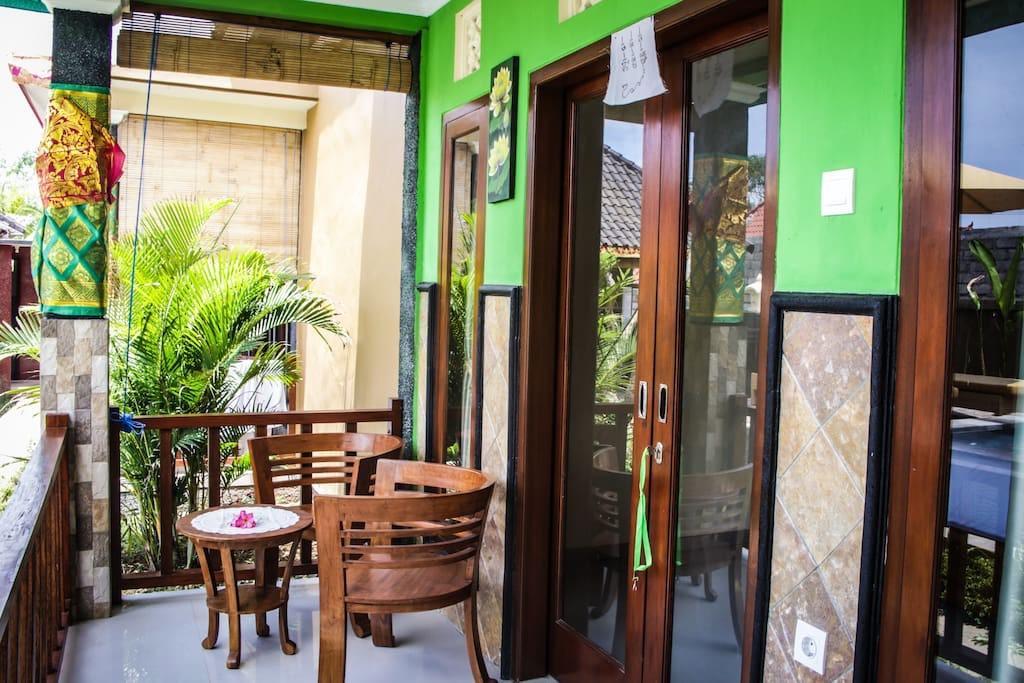 Reynold Artha Guest House นูซาเลมโบงัน ภายนอก รูปภาพ