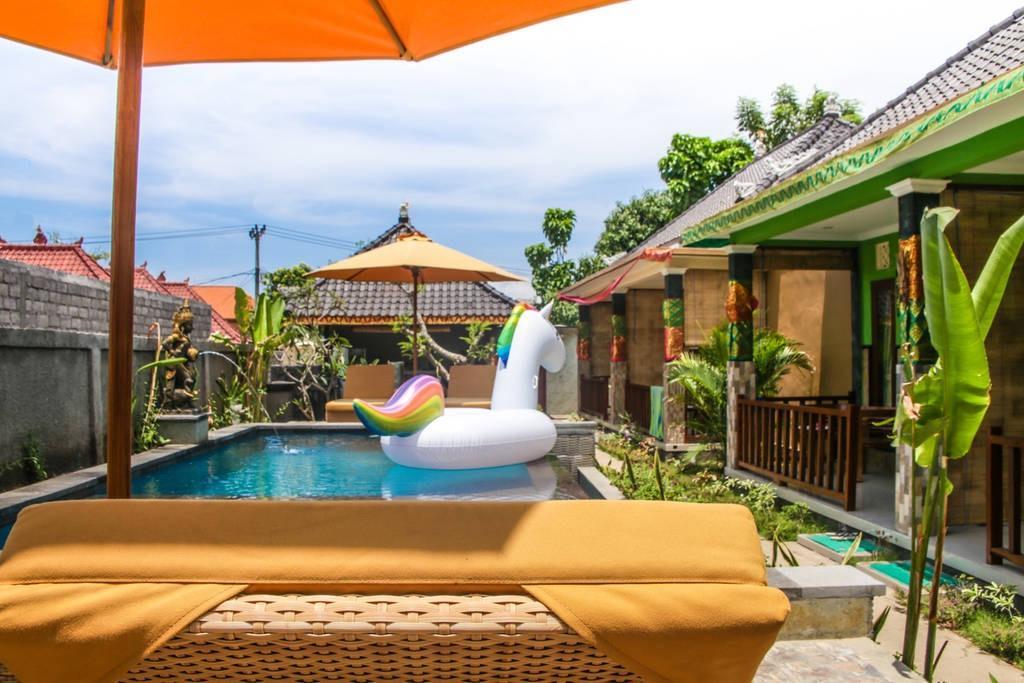 Reynold Artha Guest House นูซาเลมโบงัน ภายนอก รูปภาพ
