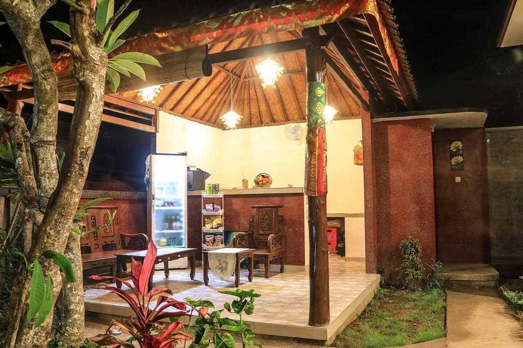 Reynold Artha Guest House นูซาเลมโบงัน ภายนอก รูปภาพ