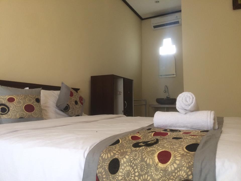 Reynold Artha Guest House นูซาเลมโบงัน ภายนอก รูปภาพ